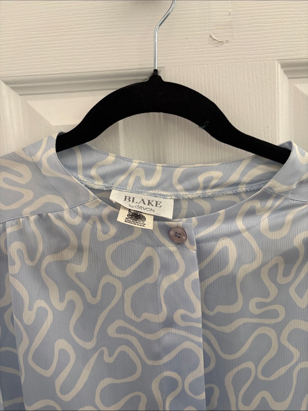 Abstract-Print Light Blue Button-Front Blouse - Picture 4 of 5